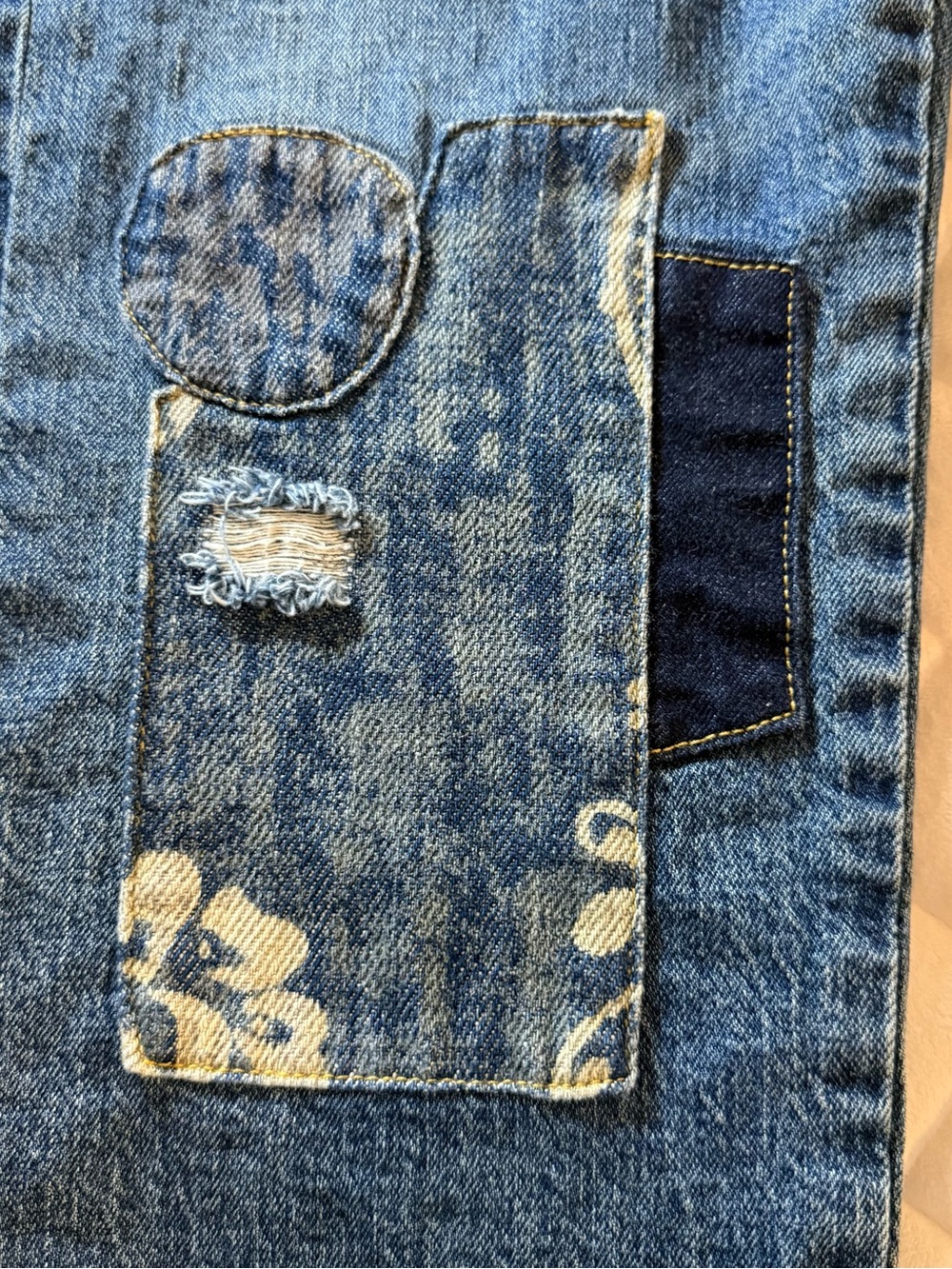 Anthropologie Pilcro The Borrowed Boyfriend Patchwork Blue Jeans Size 26 - Picture 5 of 16